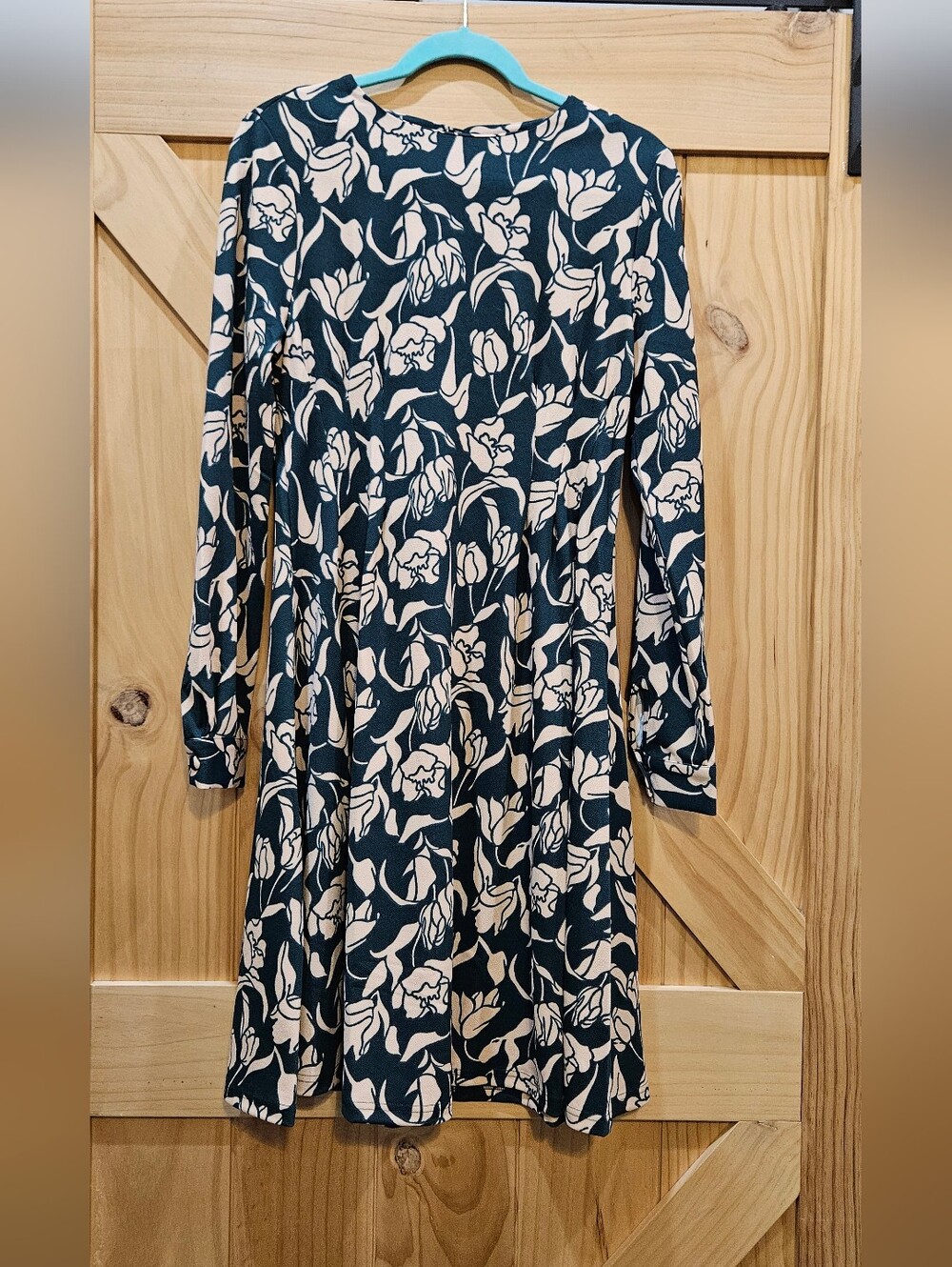 NWT | Leota Green & Ivory Floral Print Dress | Small